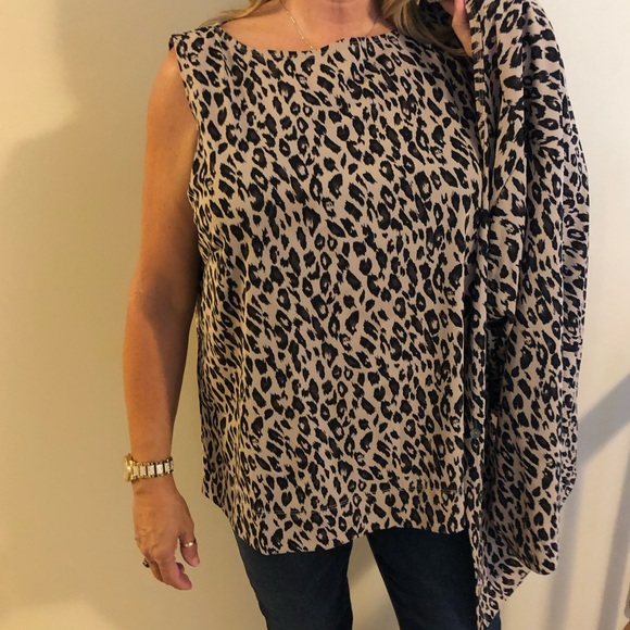 Leopard print top and matching jacket - Picture 3 of 5